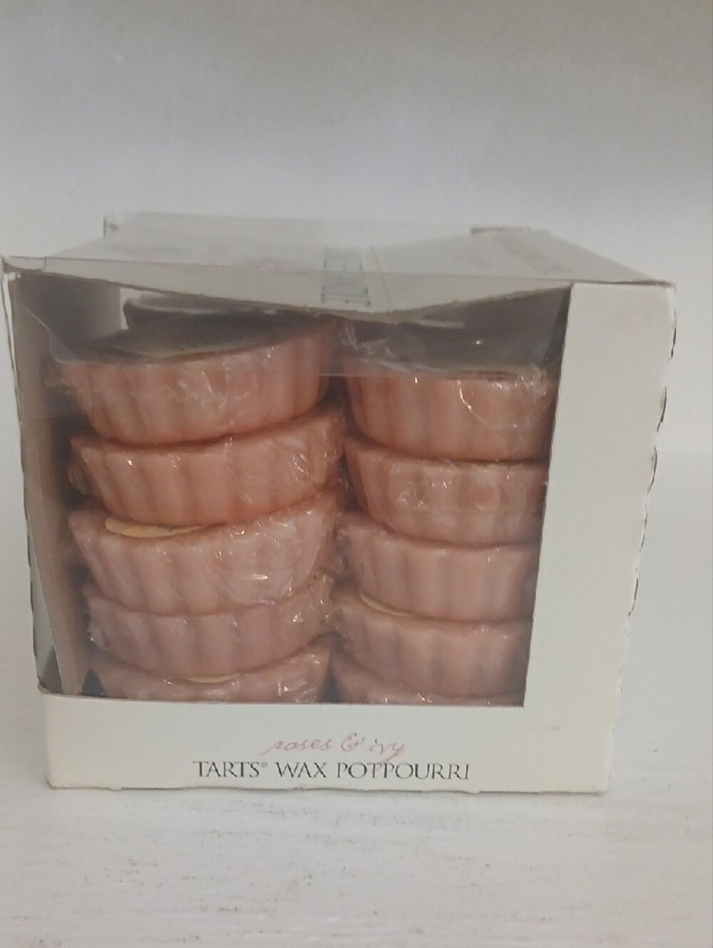 Yankee Candle Roses & Ivy Wax Tarts - Picture 2 of 4